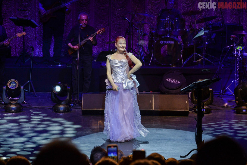 Candan Erçetin’den şaşırtan itiraf: Kiramı ödemek için şarkıcı oldum - Resim : 6