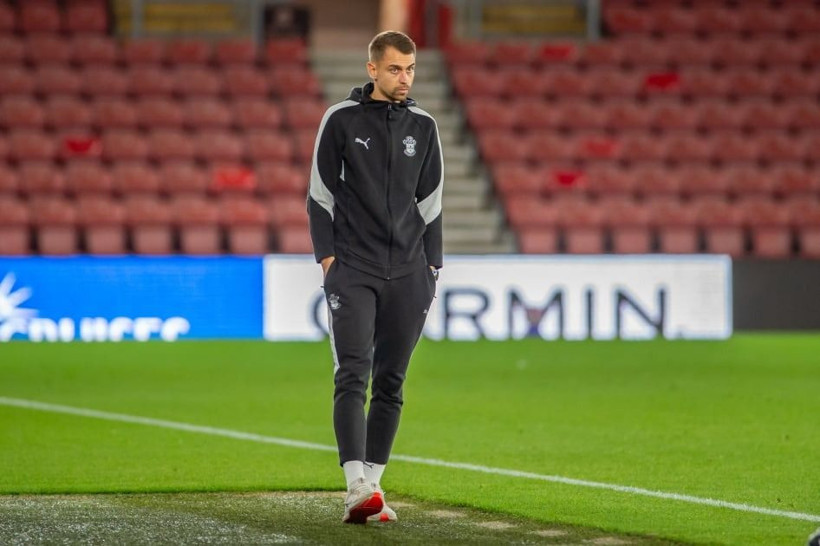 Eski Beşiktaşlıların düellosunda Larin, Redmond'ı üzdü: Premier Lig yolunda golünü atarak galibiyette pay sahibi oldu - Resim: 5