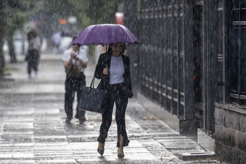 Meteoroloji 'dikkat' diyerek uyardı: Sıcaklıklar bir anda çakılacak, sağanak yağış geliyor - Resim: 7