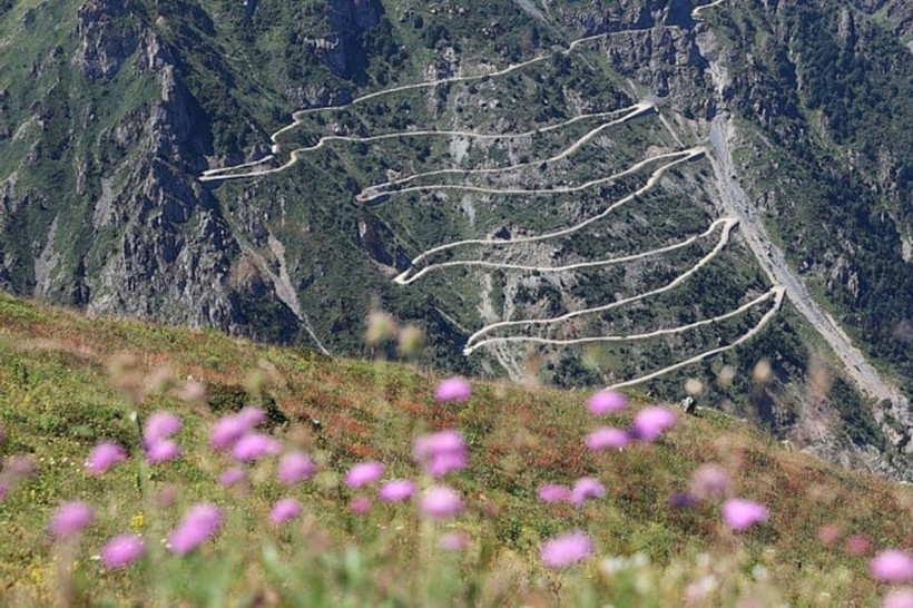 Dünyanın en tehlikeli yolu Türkiye’de: Ünlü gazeteci yolun keşfini anlattı - Resim : 3