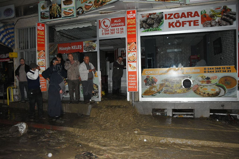 Samsun'u sel vurdu: Felaketin boyutu gün ağarınca ortaya çıktı - Resim: 6