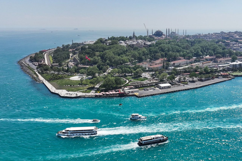 İstanbul Boğazı turkuaz renge büründü... Denizin rengi neden değişti? - Resim: 1