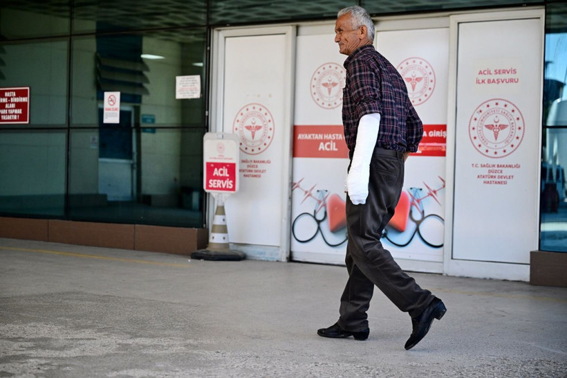 Bayram geleneği yine bozulmadı: 'Acemi Kasaplar' hastanelik oldu - Resim: 5
