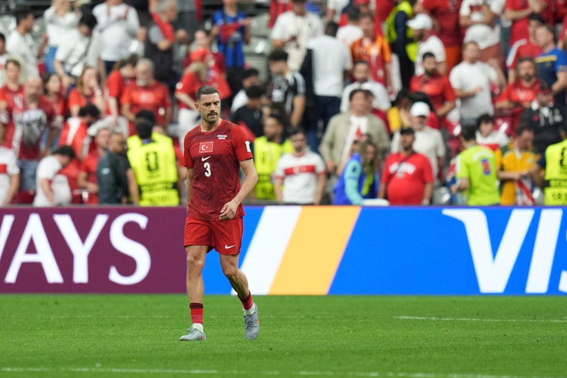 Erman Toroğlu Avustralya maçı sonrası 2 milli futbolcuyu topa tuttu: İkisinden de bir şey olmaz - Resim: 14