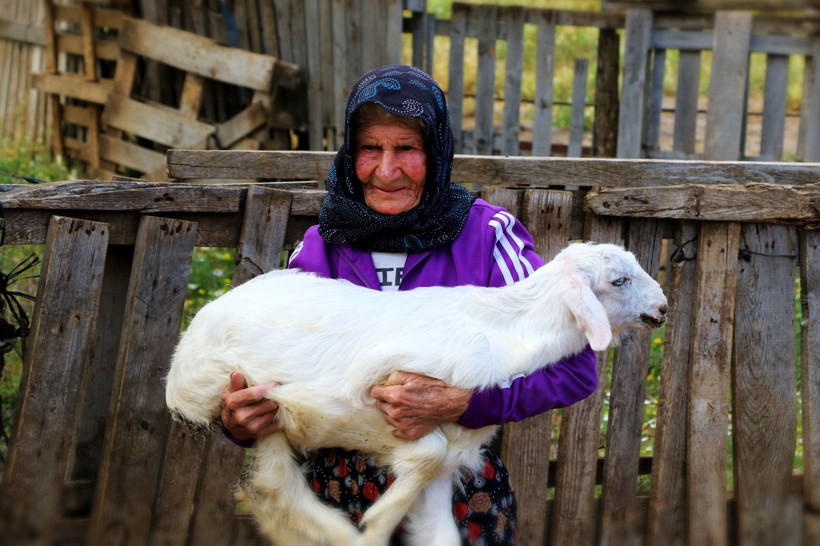 5 yaşında başladı, 90 yıldır aynı işle geçimini sağlıyor - Resim: 6