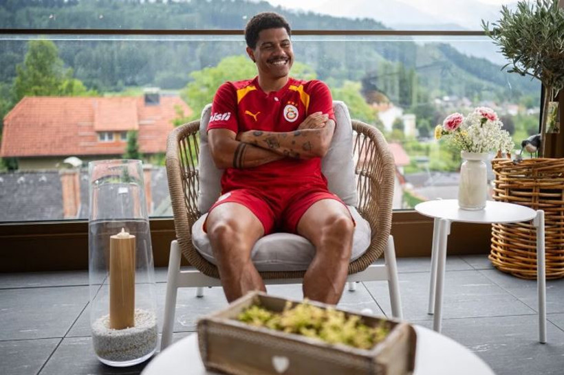 Galatasaray'ın yıldızı Gabriel Sara'dan İngiltere hayali - Resim : 1