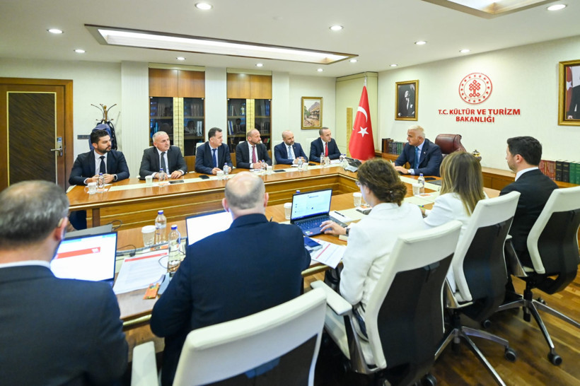 Bakan Ersoy: Trabzon’un turizm potansiyelini daha etkin değerlendireceğiz - Resim : 3