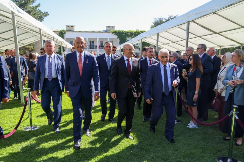 Tom Barrack ailesinin Osmanlı geçmişini anlattı: "Büyükbabamın lakabı Türk'tü" - Resim : 1