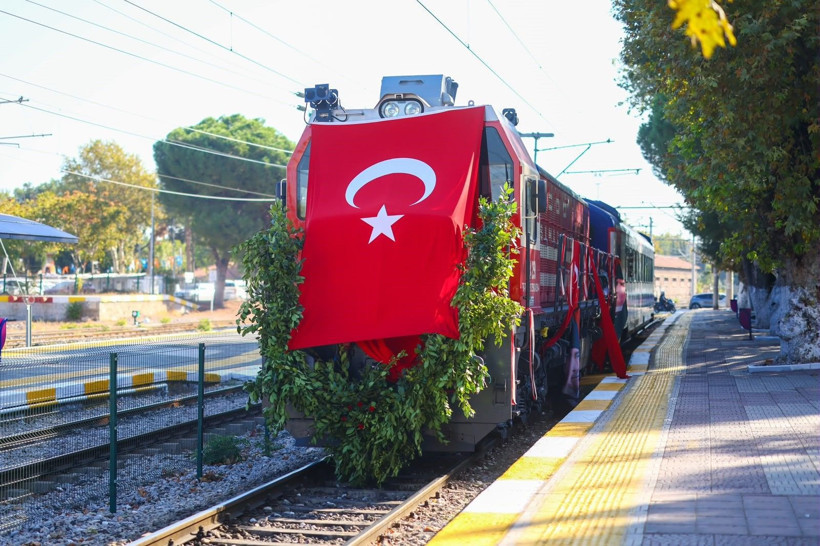 Başkomutan Atatürk Manisa'da böyle karşılanmıştı: 101 yıllık gurur - Resim: 1