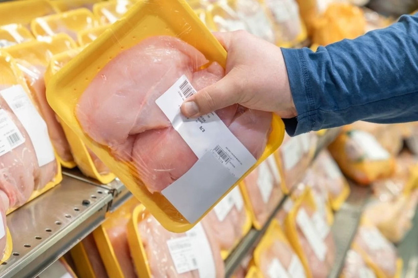 Marketlerdeki tavukların renkleri neden farklı? Nedeni belli oldu - Resim: 9