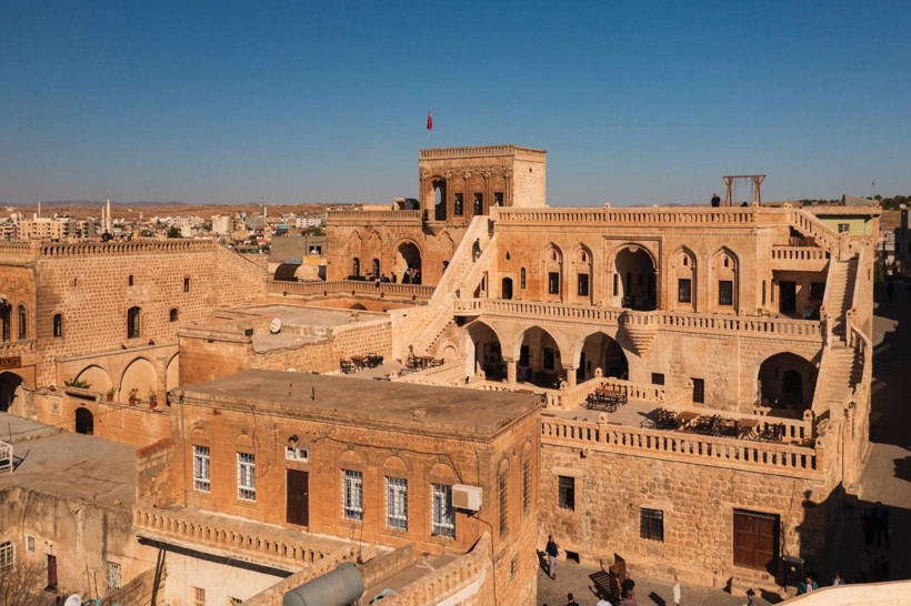 Tarih sanatla buluştu: Mardin’in taş sokaklarında festival heyecanı başladı - Resim : 1