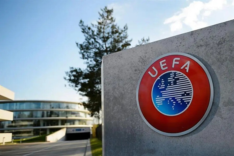 UEFA'dan KuPS maçı için Trabzonspor'a taraftar yasağı ve para cezası - Resim : 1