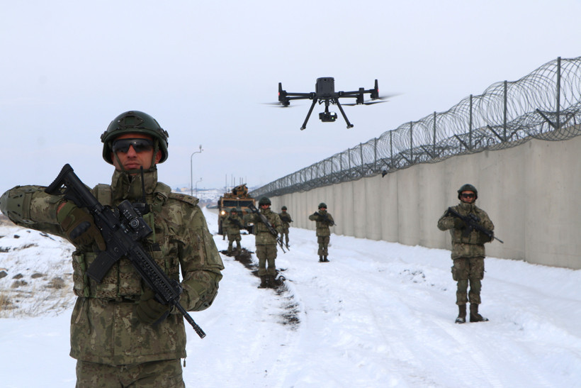 Hudut Kartalları kuş uçurtmuyor: İran sınırında 7/24 teknoloji kalkanı - Resim : 1