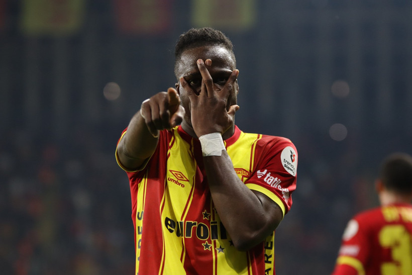 Göztepe, Karagümrük karşısında maçı çevirmeyi başardı - Resim : 1