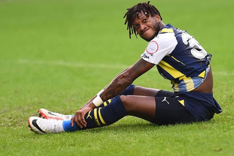 Fenerbahçe yıldız futbolcusunu Beşiktaş’a önerdi: Karar bekleniyor... - Resim: 8