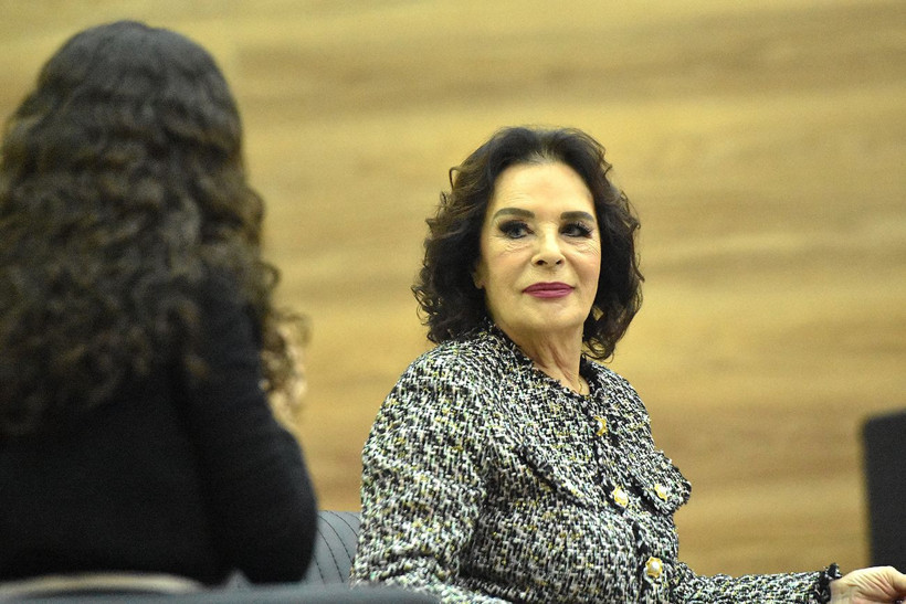 Yeşilçam'ın Kraliçesi Hülya Koçyiğit Akdamar'da: İlk kez geldim, aşık oldum - Resim: 11