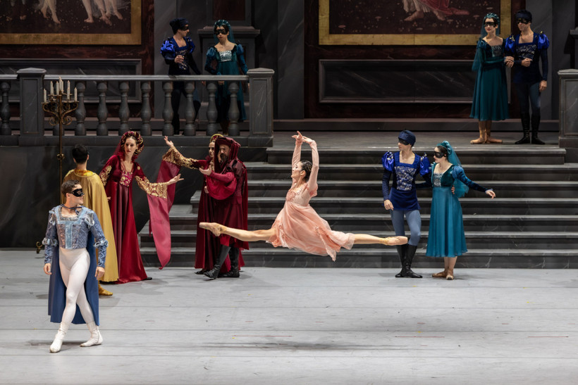Romeo ve Juliet bu kez İstanbul’da dans edecek: Aşkın ve trajedinin büyüsü yeniden AKM’de - Resim : 1