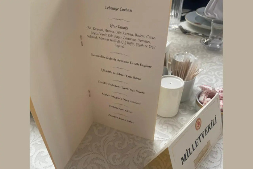 Erdoğan'ın iftar sofrasına emeklinin bayram ikramiyesi bile yetmedi - Resim : 1