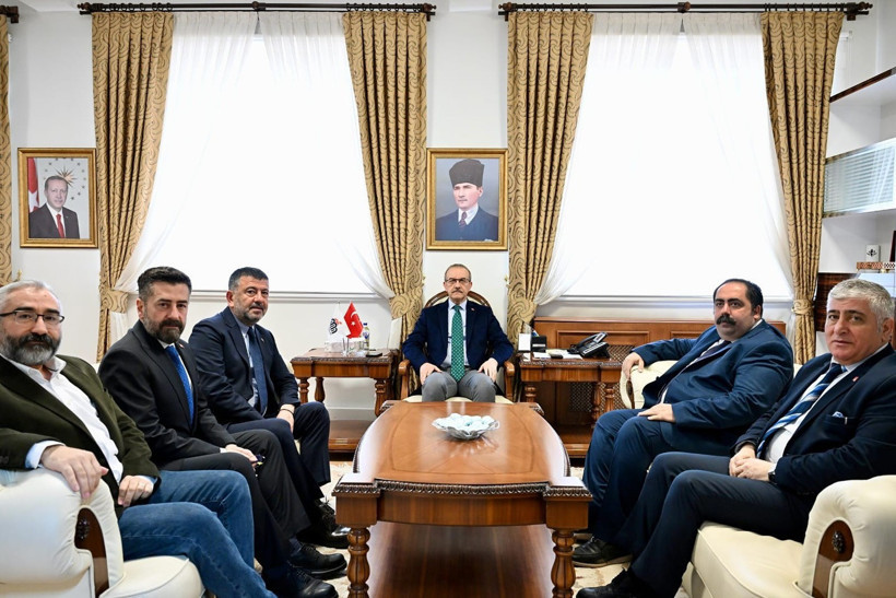 İBB davasının ilk g&uuml;n&uuml;nde CHP&rsquo;yi karıştıran fotoğraf&hellip; CHP&rsquo;li Ağbaba o ziyareti neden yaptı?.. &ldquo;Ekremciler&rdquo; &ccedil;ok kızgın&hellip; - Resim : 1