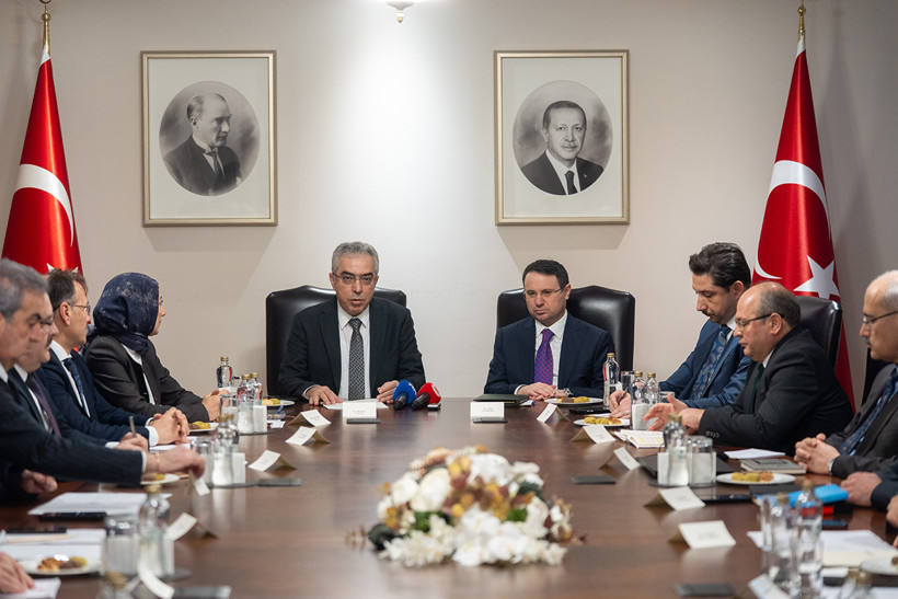 Adalet Bakanı Gürlek’ten Yeni Anayasa açıklaması: Bu gömlek dar geliyor - Resim : 4