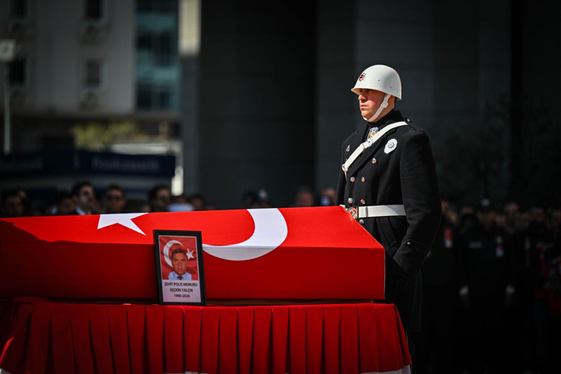 Şehit polis memuru Seçkin Yalçın için emniyette tören düzenlendi - Resim: 4