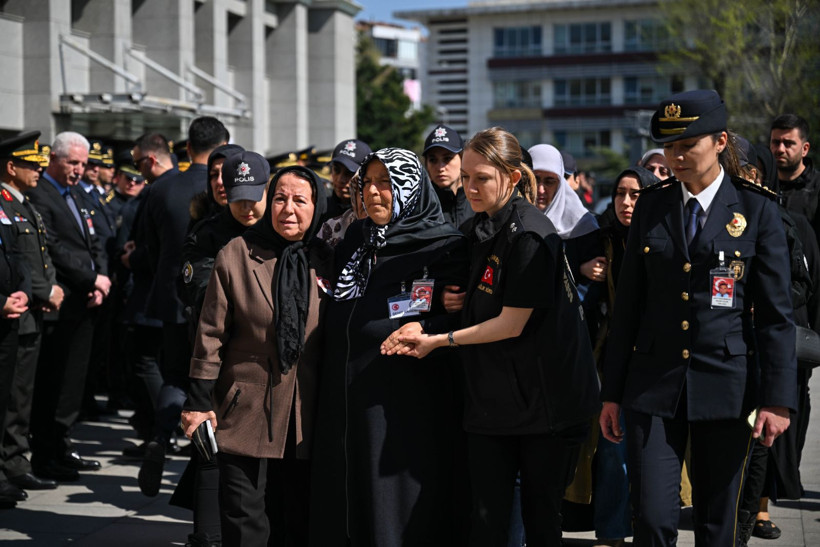 Şehit polis memuru Seçkin Yalçın için emniyette tören düzenlendi - Resim: 1