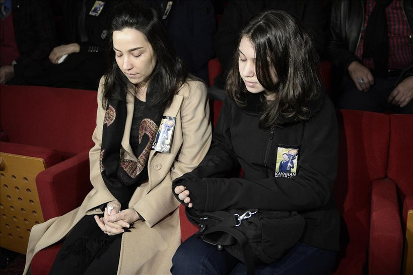 ‘Yemin Ettim’den ‘Odalarda Işıksızım’a: Kayahan’ın unutulmaz mirası - Resim : 14