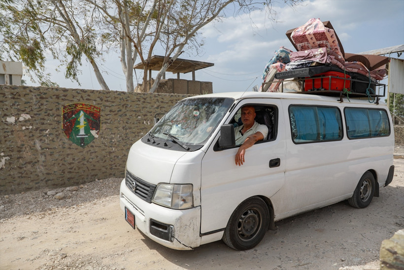 İsrail'le 10 günlük ateşkes ilan edildi Lübnanlılar güneydeki evlerine dönüyor - Resim : 1