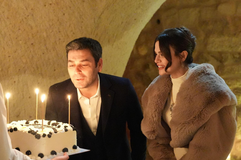 Ozan Akbaba ve Sinem Ünsal'ın başrol olduğu mini dizi dünya listelerinde: Kapadokya Hollywood'u solladı mı? - Resim : 4