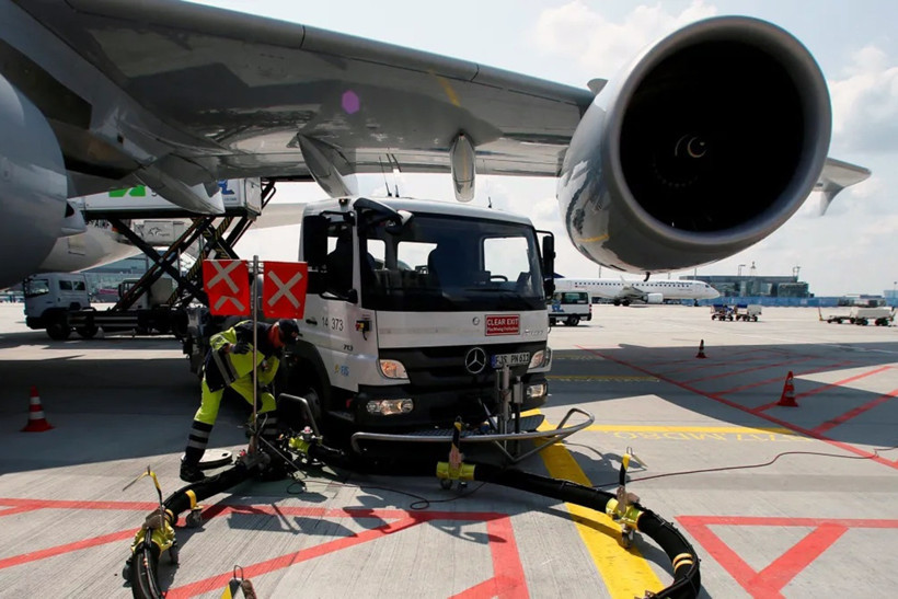 Havacılıkta ‘Jet Yakıtı’ alarmı: 2,5 milyar dolar talep edildi… Devler iflas eşiğinde - Resim : 1