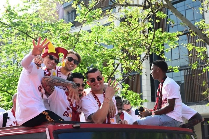 Galatasaray'da şampiyonluk kutlamaları - Resim: 7