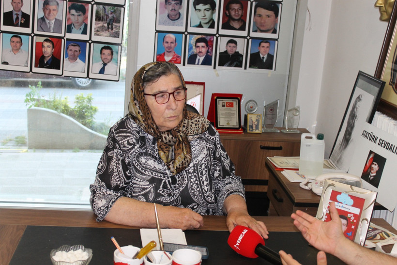 Pakize Akbaba, YENİÇAĞ’a konuştu: Öcalan’a umut hakkı bizi evladımızın şehit olmasından daha çok üzdü... Şehide kelle diyene ne güveneceğim? - Resim : 3