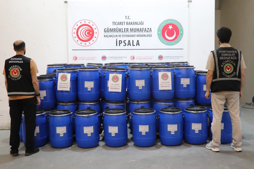 Bakanlık açıkladı: Sınır kapısında yakalandı: Tam 4 ton 321 kilo - Resim : 2