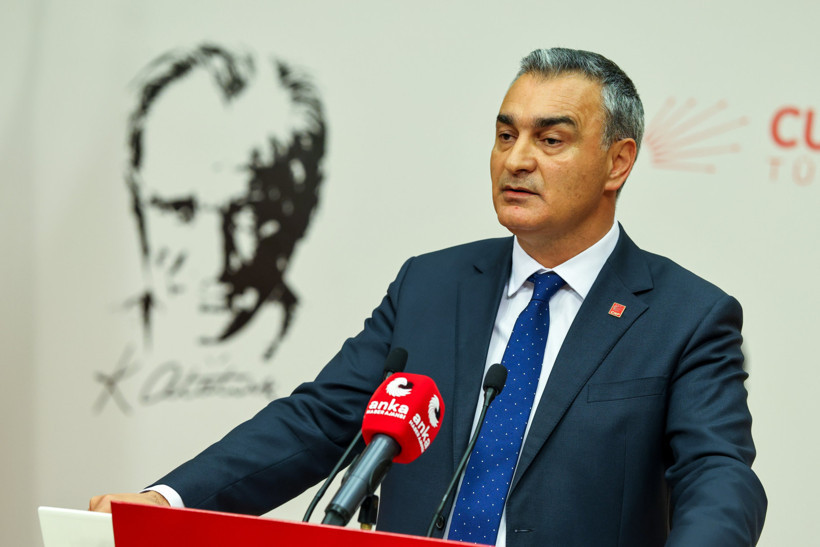 CHP'li belediyelere şafak operasyonu...
