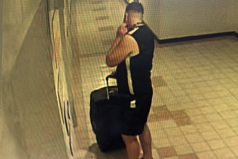 Turistik kentte dehşet: 17 yaşındaki genç kızın cesedi bavuldan çıktı - Resim : 1