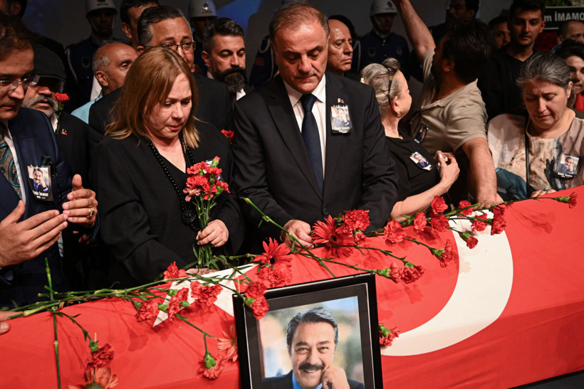 Kadir İnanır'ın vasiyeti ortaya çıktı: O sözler törene damga vurdu - Resim : 2
