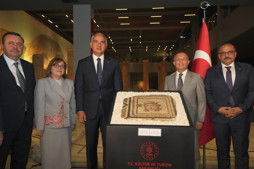 Çingene Kızı bir paneline daha kavuştu: 57 yıllık hasret sona erdi - Resim : 1
