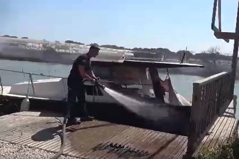 Kaynaktan sıçrayan kıvılcım yangın çıkardı: Birçok tekne hasar aldı - Resim : 2