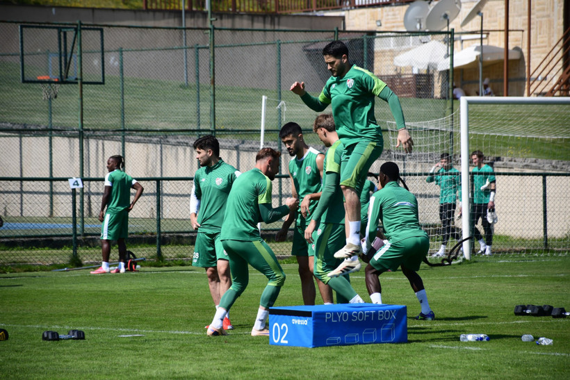 Bursaspor yeni sezon hazırlıklarını Düzce’de sürdürdü - Resim : 1