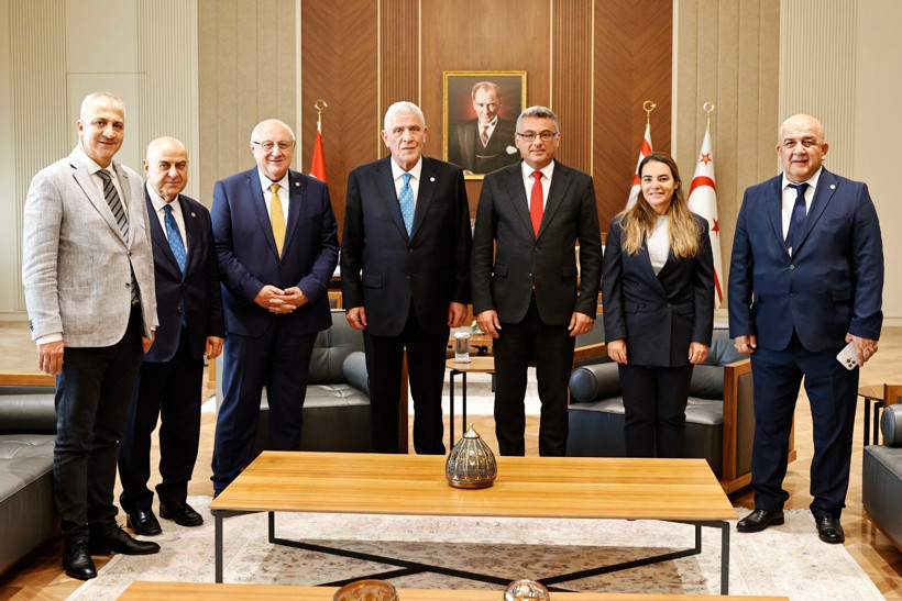 Müsavat Dervişoğlu’ndan Kıbrıs çıkarması: Erhürman'a sürpriz ziyaret - Resim : 3