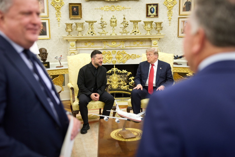 Trump ile Zelenski Beyaz Saray'da bir araya geldi - Resim : 1
