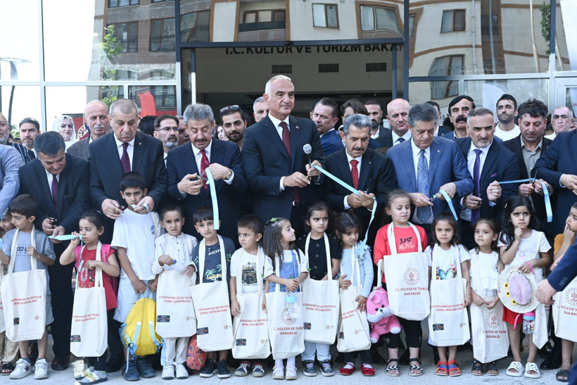 Kütüphanelerde Cumhuriyet Tarihi rekoru kırıldı - Resim : 4