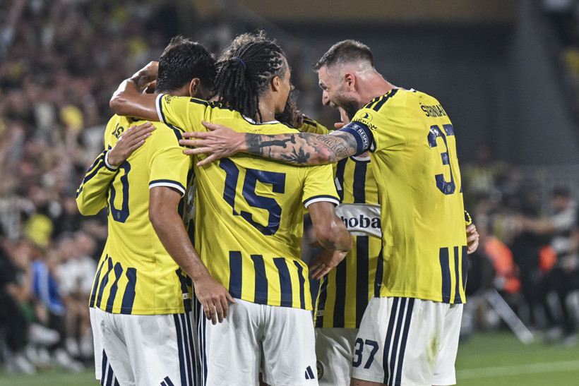 Fenerbahçe, Galatasaray’ı yakalamak üzere - Resim : 1