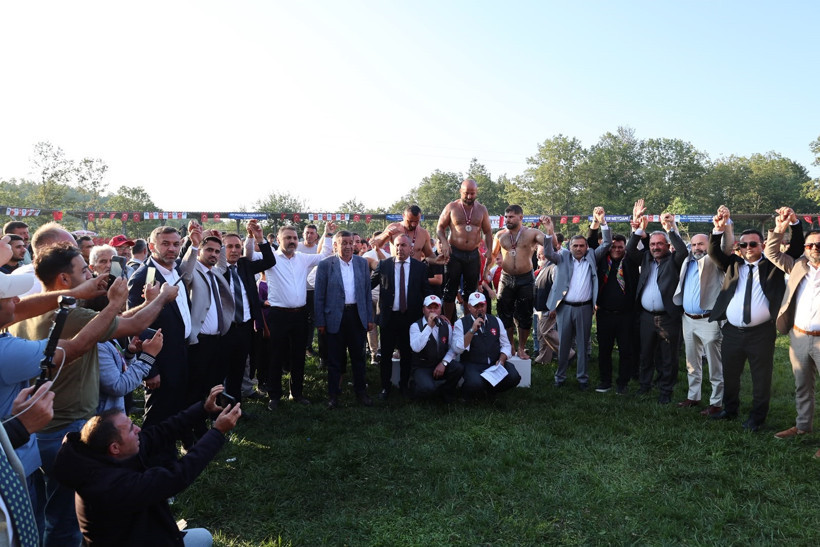 Er meydanı böyle sürpriz görmedi: Orhan Okulu Kırkpınar şampiyonunu devirdi - Resim : 6