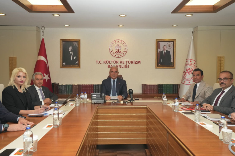 Kültür ve Turizm Bakanı Mehmet Nuri Ersoy’dan 2027 UNESCO toplantısı için ilk adım - Resim : 1