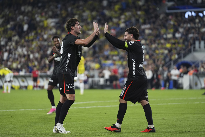 Dusan Vlahovic'ten Orkun Kökçü'ye övgü: "Messi gibi asist yaptı" - Resim : 2