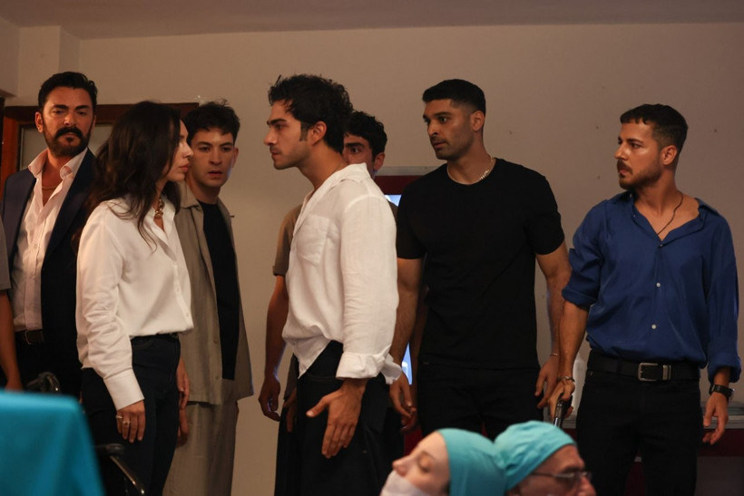‘Altı Üstü İstanbul’dan rakiplerine gözdağı - Resim : 1