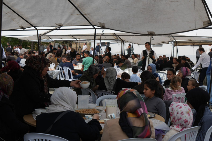 Tam 18 saat pişti, 41 kazan kuruldu: 10 bin kişiye yetti - Resim: 5