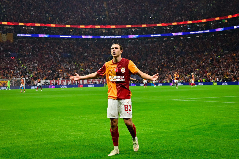 Galatasaray Barcelona'ya direnemedi: Öne geçtiği maçta ikinci yarıda dağıldı - Resim : 1