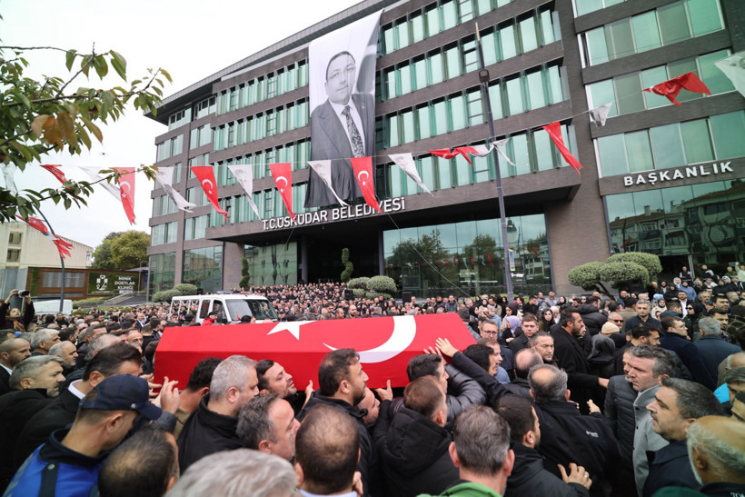 Üsküdar Belediye Başkan Vekili Gültekin son yolculuğuna uğurlanıyor - Resim : 1